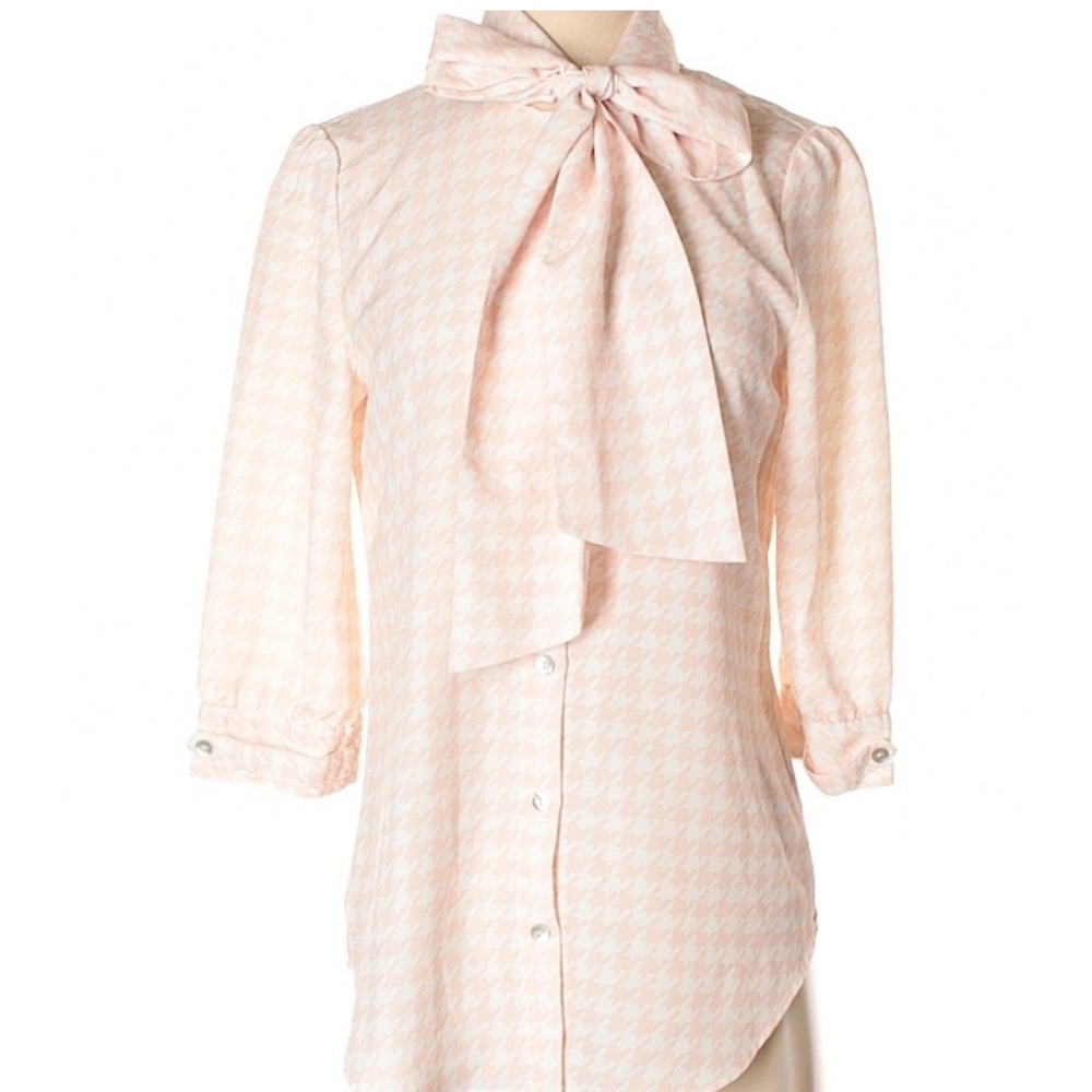 Elegant Pink Blouse houndstooth